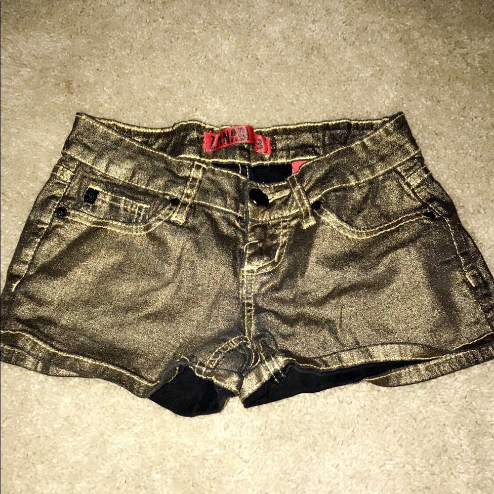 Golden Zanadi Shorts